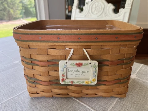 Longaberger Basket Mothers Day Mom’s Memories W/ Tie On Frame 2002 Family Sign Cover