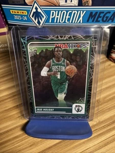 2023-24 Panini NBA Haunted Hoops Jrue Holiday Spider Web Holo Parallel #59 - Bild 1 von 2