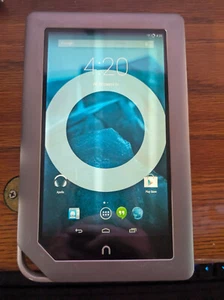 Barnes & Noble NOOK Tablet (BNRV250) 16GB Color ANDROID 4.4.2 Reading Tabet - Picture 1 of 4
