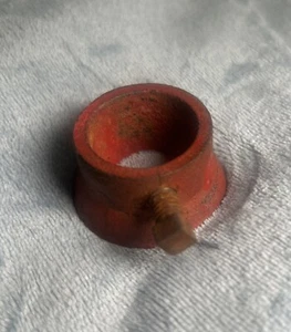 1 Barbell Collar Standard 1" Cast Iron Red Vintage “Taiwan 2” Stamped On Bottom - Picture 1 of 4