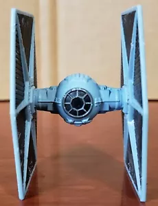 TAKARA TOMY TOMICA STAR WARS TSW-03 TIE FIGHTER - Picture 1 of 3