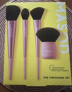 Brochas de maquillaje MASQD de 4 piezas. El juego de acabado - Imagen 1 de 2