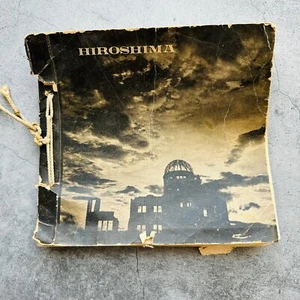 Libro de recuerdo fotográfico vintage inglés y japonés de Hiroshima - Imagen 1 de 17