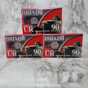 Lote de 3 cintas de casete de audio en blanco Maxell UR 90 minutos sesgo normal IEC tipo I - Imagen 1 de 4