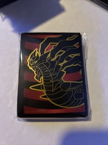 Pokemon TCG Lost Origin Giratina Card Sleeves 65ct Gold - Bild 1 von 2
