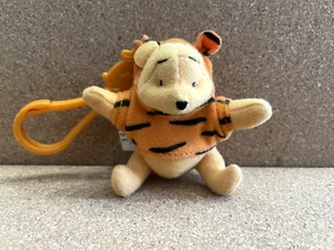Winnie the Pooh Vintage Keychain Key Ring Plush - Picture 1 of 1