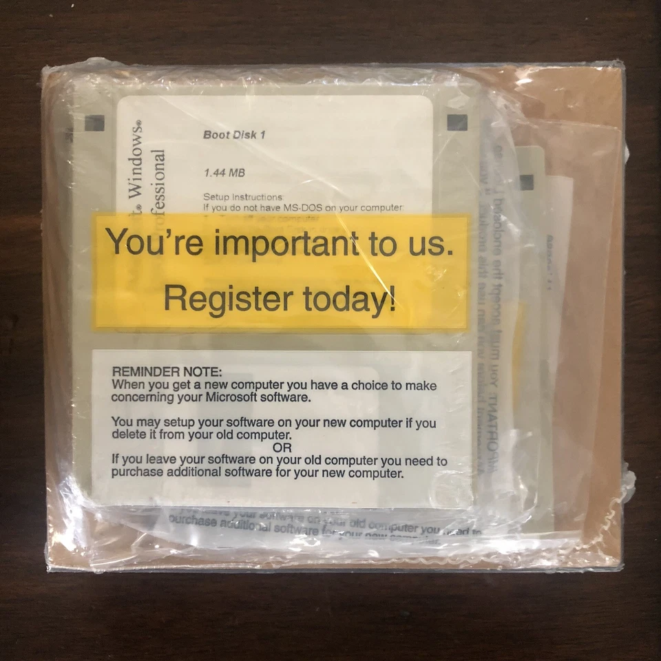 Microsoft Windows 2000 Professional Server on 1.44 MB Floppy Disks and CD New - Image 1 of 4