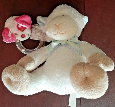 9 in Musical Lamb, plays 'Mary Had a Little Lamb', 5 in Pink Puppy Rattle - Image 1 of 4