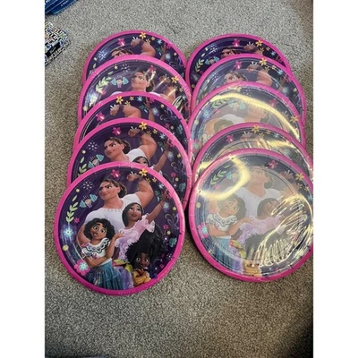 Encanto Movie Birthday Party Paper Plates 8 Count - image 1 of 2