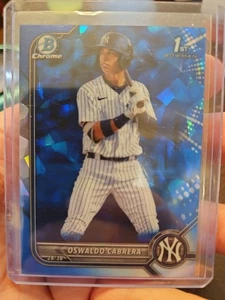 Tarjeta de novato Bowman 2022 cromada Oswaldo Cabrera zafiro azul 1st Bowman  - Imagen 1 de 2