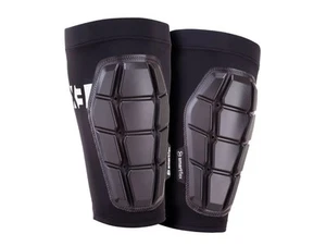 G-Form Pro X3 Shin Guards - Picture 1 of 6