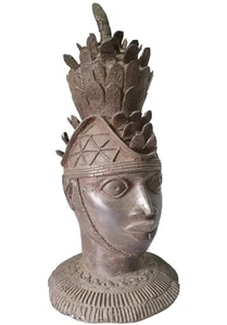 Cabeza de bronce fina, antigua, rara de jinete dignatario de Benín. Excelente ejemplo. Nigeria - Imagen 1 de 13