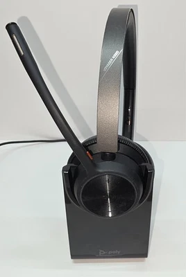 Poly Voyager 4320 UC, Microsoft Teams, Stereo-Headset, USB-C BT700, Ladestation. - Bild 1 von 4