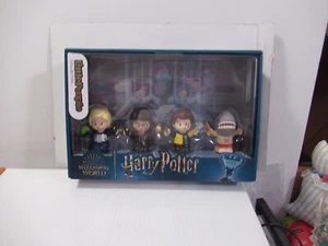 Fisher Price Little People Collector Harry Potter Goblet of Fire 4 Pack Cedric - Picture 1 of 3