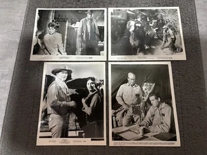 John Wayne Film fliegt immer noch Leathernecks Comancheros Circus World Rio Lobo - Bild 1 von 7