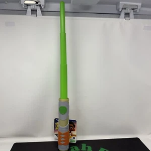 Young Jedi Adventures Star Wars Kai Brightstar Green Extendable Lightsaber - Picture 1 of 4