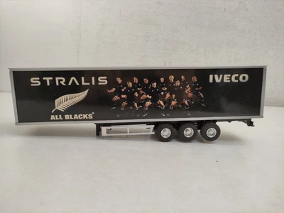 Motrice + Rimorchio Iveco Stralis All Blacks Scala 1/43-I18 - Immagine 1 di 4
