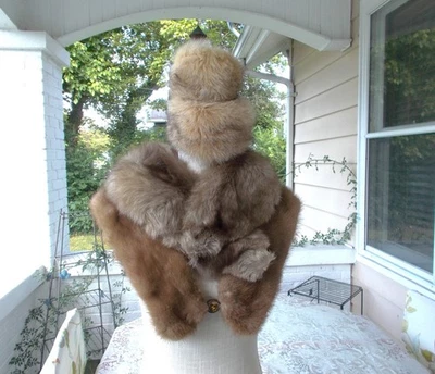 Vintage Bundle Lot of Mink Fox Fur Collars Scarves and Cuffs Lovely - Image 1 of 4