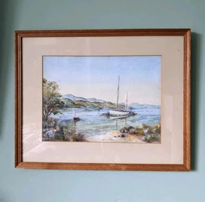 Pintura Acuarela Original Enmarcada Grande Firmada Paisaje Marino Costero Barco - Imagen 1 de 3