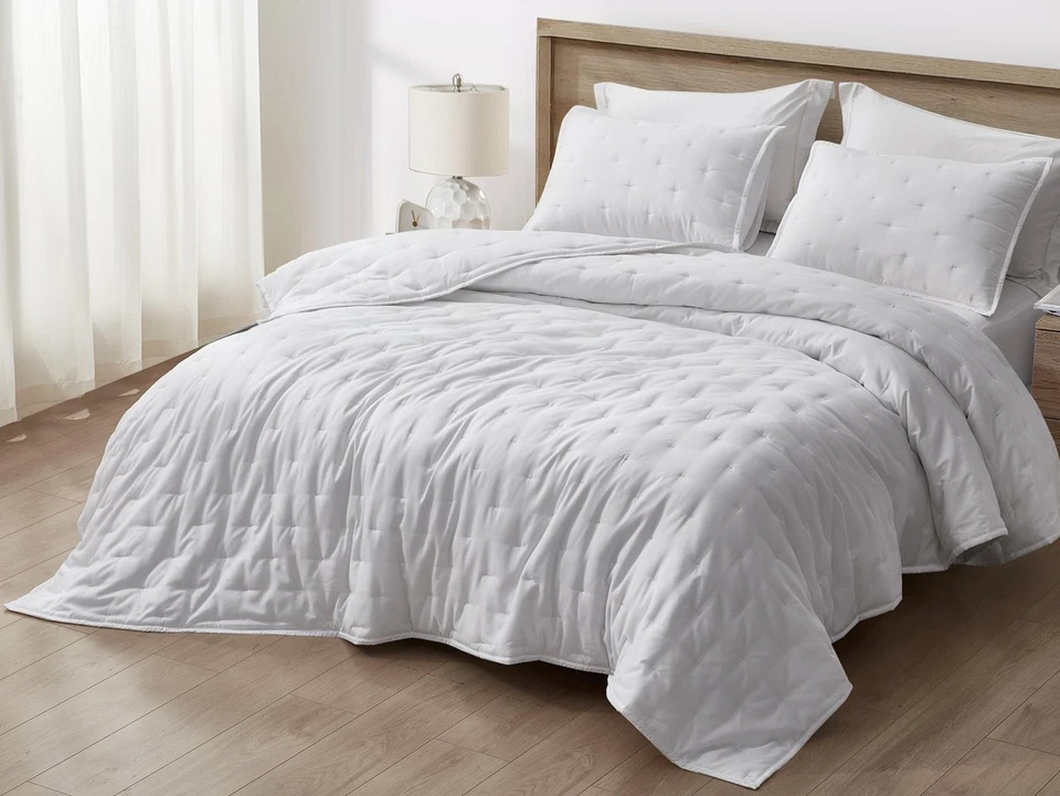 3-Piece Rayon Derived from Bamboo/Polyester Blended Crescent Stitched Quilt Set - Image 1 of 4