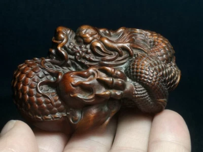 China boj tallado a mano dragón estatua escritorio decoración manualidades Foto 1 de 4