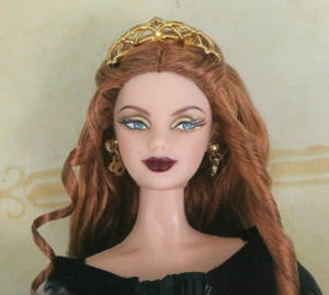 Muñeca Barbie irlandesa Leyendas de Irlanda Aine Etiqueta Plateada NRFB Caja Esquina Dañada - Imagen 1 de 8