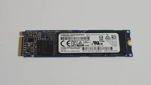 Toshiba XG3 THNSN5256GPU7 256 GB NVMe unità a stato solido 80 mm - Foto 1 di 3