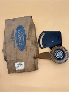 NIB FORD OEM - PULLEY ASSY E8HZ-8678-B E8HZ8678B - Bild 1 von 3
