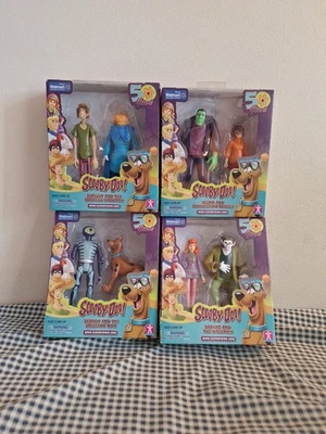 SCOOBY DOOM 50 周年沃尔玛独家 4 件套带通用怪物  — 第 1/2 张图片