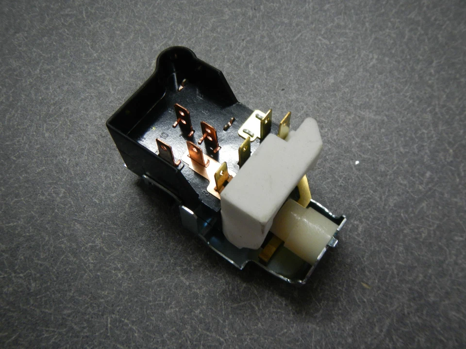 64 65 66 67 Buick Skylark Special GS Faro Interruptor Lámpara 1964 1965 1966 1967 Foto 1 de 4