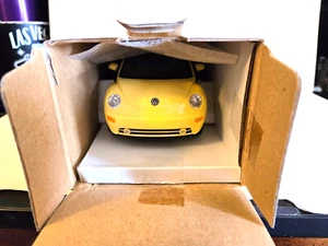 Revell 1999 Volkswagen VW New Beetle Promotional Car Yellow New In Box NOS - Picture 1 of 4