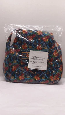 Mochila acolchada Avon con estuche para gafas Foto 1 de 3