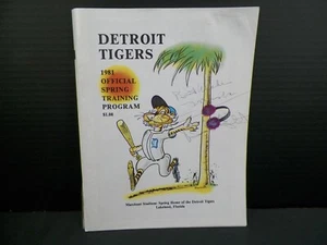 1981 Detroit Tigers Spring Training Program Baseball Schedule Signed - Picture 1 of 5