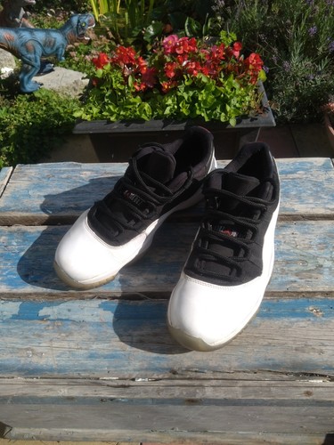 Nike Air Jordan XI 11 2013 smoking basso nero bianco retrò sneakers uomo taglia 8 5