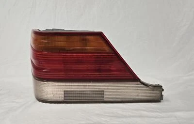 Conjunto de luz trasera izquierda para conductor Mercedes-Benz S420 1995-1996 exterior Foto 1 de 4