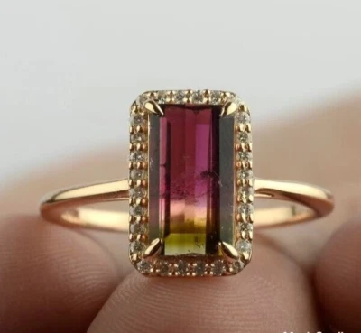 Кольцо из 18-каратного золота с натуральным двухцветным арбузом и изумрудом из чистого серебра в стиле ар-деко - Изображение 1 из 4