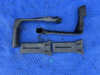 Volvo 240 244 245 1986-1993 caja de climatización al espacio trasero conductos de aire acondicionado térmico OEM #3699E Foto 1 de 4