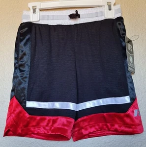 Pantaloncini da basket Russell ragazzo neri taglia M (8) Dri-Power 360 NUOVI - Foto 1 di 4