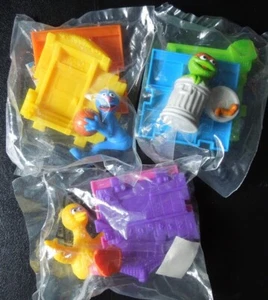 MCDONALDS - Collectable Happy Meal Toys - 3 x Sesame Street - 1999 - Picture 1 of 7