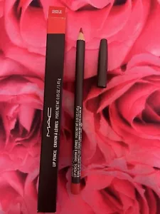 Mac Lipliner in Centre of Attention - Picture 1 of 1