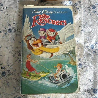 “RARE” Disney The Rescuers (VHS, 1992, Black Diamond, Classic) - Image 1 of 4
