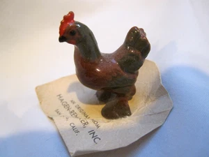 Casa de muñecas Hagen Renaker Longhorn vintage marrón/rojo lista pollo retirado - Imagen 1 de 9