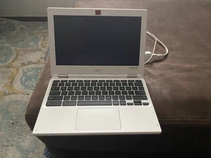 Acer Chromebook CB3-111 White 11.6" Intel Celeron Chrome OS - Imagen 1 de 4