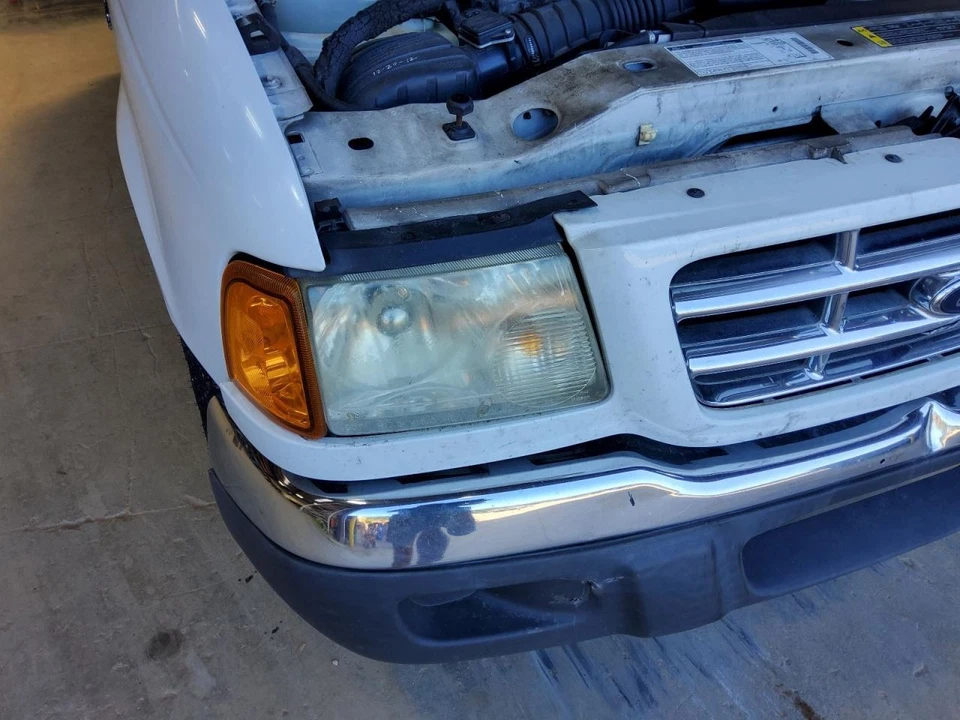 Farol direito do passageiro compatível com 01-11 RANGER 341059 - Imagem 1 de 1