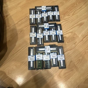 (32sticks) 8GB PC3-1800U-11-12-B1 Desktop DDR3 1066 MHz Non ECC 240-Pin DIMM - Picture 1 of 4