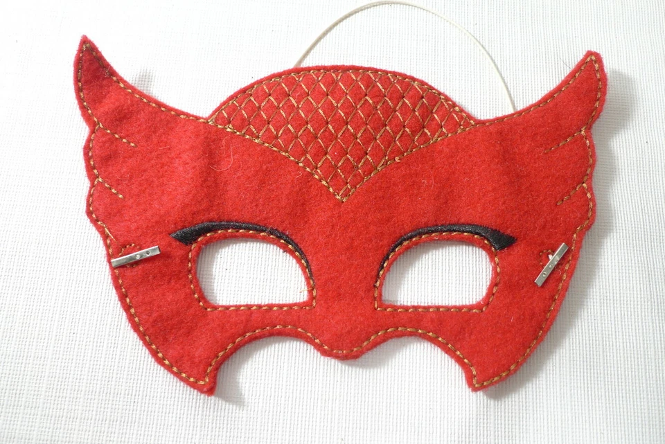Child's Red Felt DEVIL HALF-MASK Halloween Dress Up - Image 1 of 1