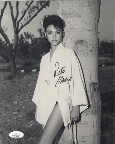 RITA MORENO HAND SIGNED 8x10 PHOTO       YOUNG+BEAUTIFUL+VERY SEXY       JSA Cover