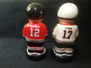 NEU Chicago Blackhawks DEBRINCAT & STROME SALZ & PFEFFERSTREUER KOSTENLOSER VERSAND - Bild 1 von 5