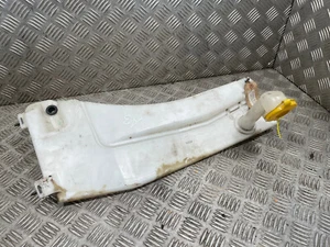 Isuzu Rodeo Denver 3.0 2.5 2004-08 Windscreen Washer Liquid Tank GENUINE - Picture 1 of 8