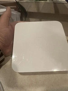 Apple Wireless A1354 AirPort Express Wi-Fi Router Power Station Extreme W/power - Picture 1 of 6